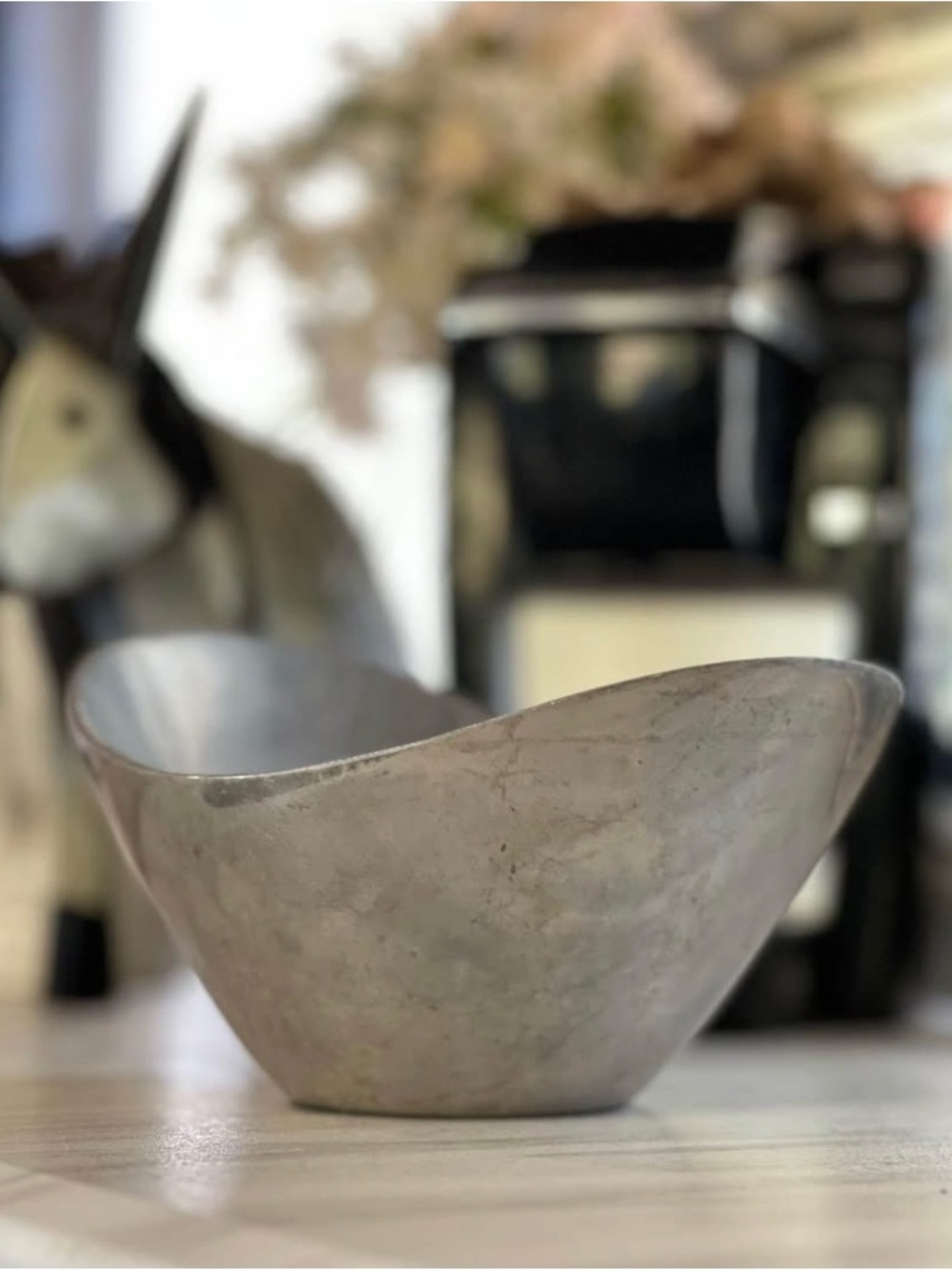Modern Curved Decorative Bowl - Silver